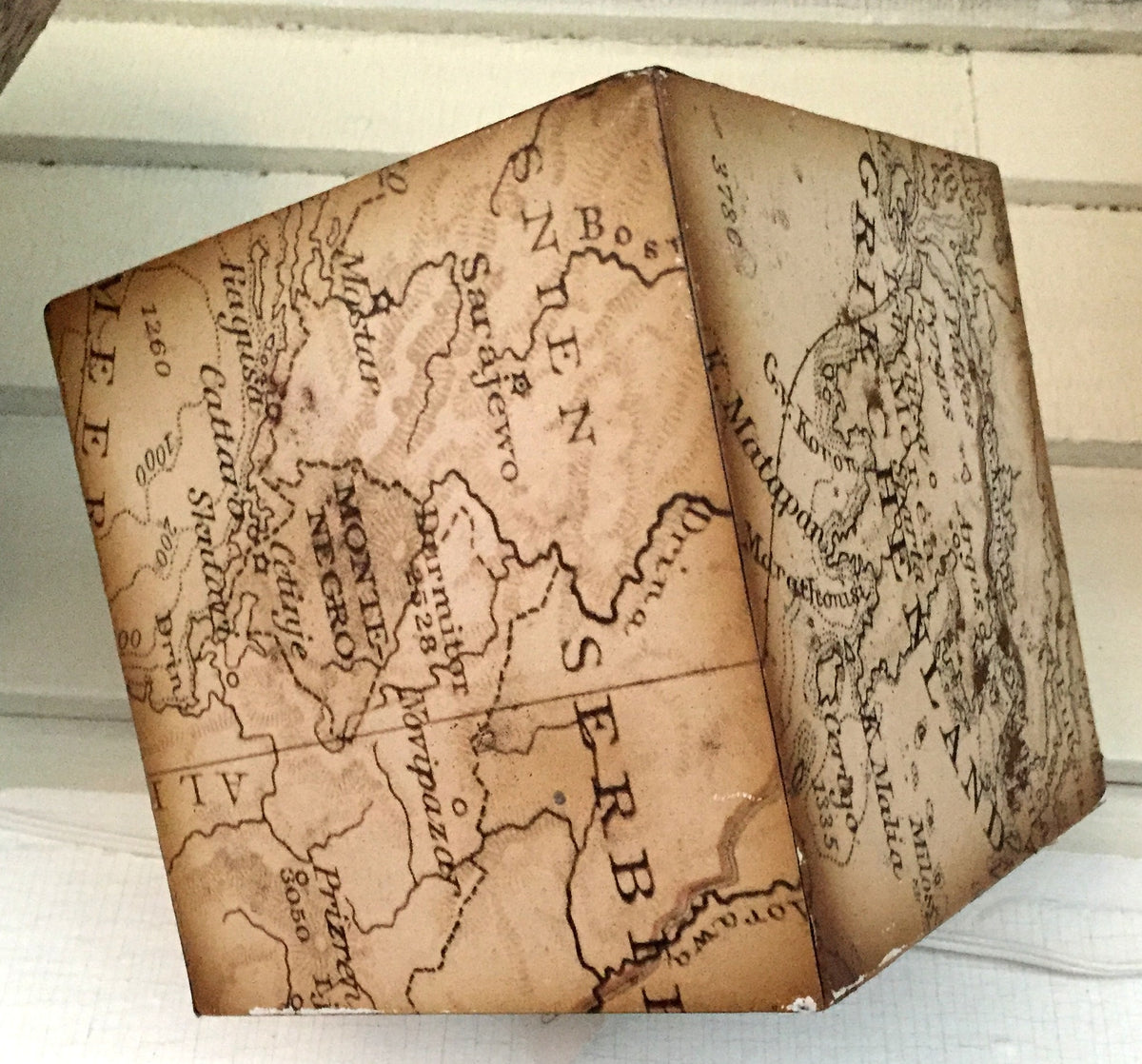 Vintage Map Dimensional Wall Cubes – Set of 5