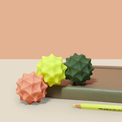 Odds 3 Dots - Green Spurs