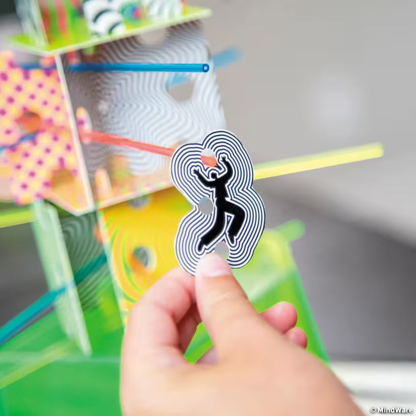 Vertigo: A Suspenseful Stacking Game of Balance and Strategy