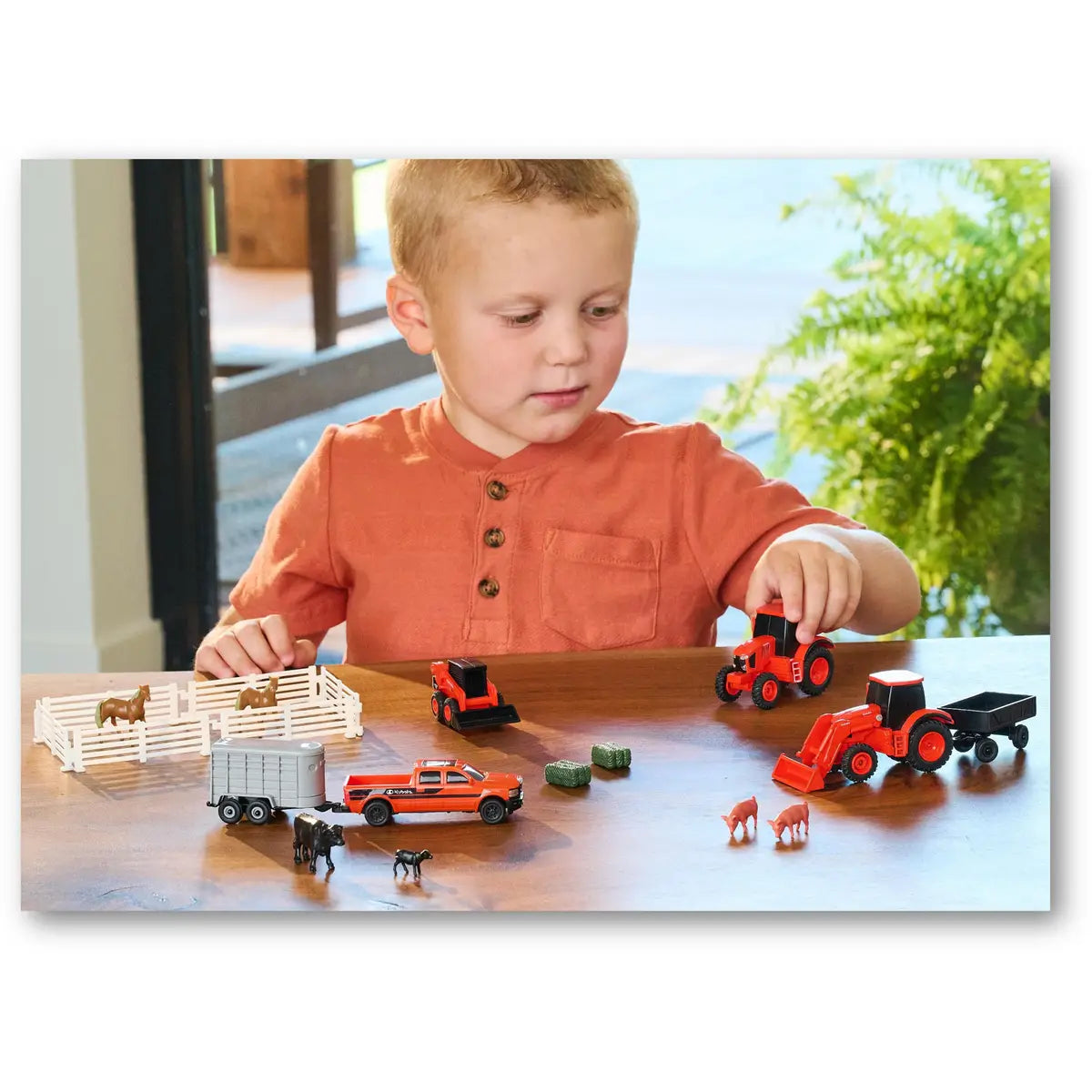 Kubota 20-Piece Farm Toy Set