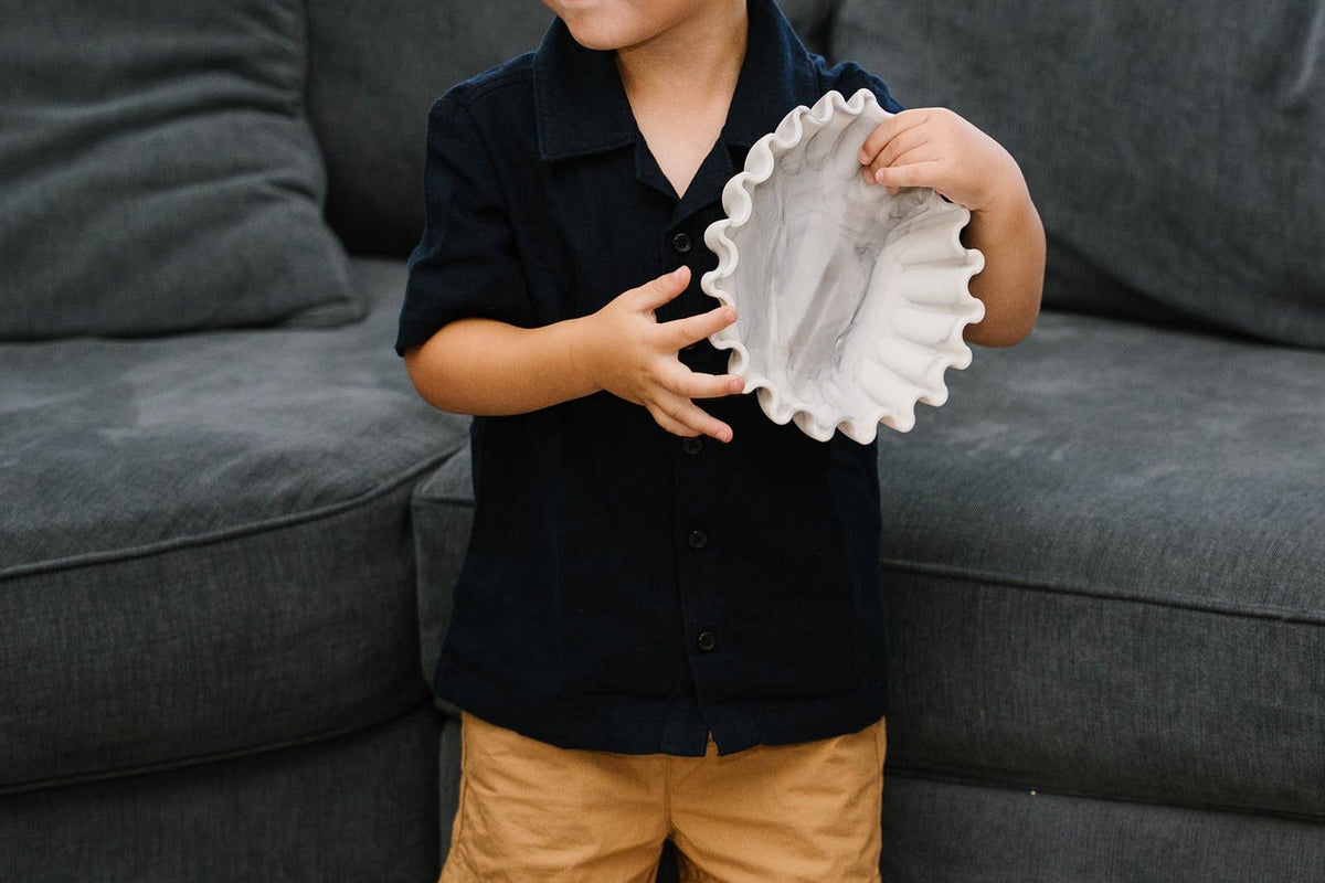 SCALLOPED RATTLE BOWL: Soft Black