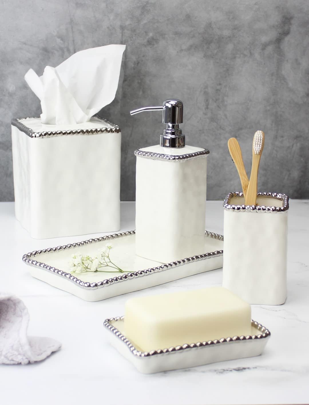 Toothbrush Holder with Silver Beads
