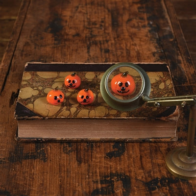 Tiny Glass Pumpkin