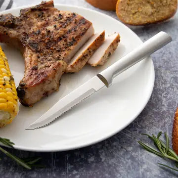 Six Serrated Steak Knives Gift Set | Silver Handle