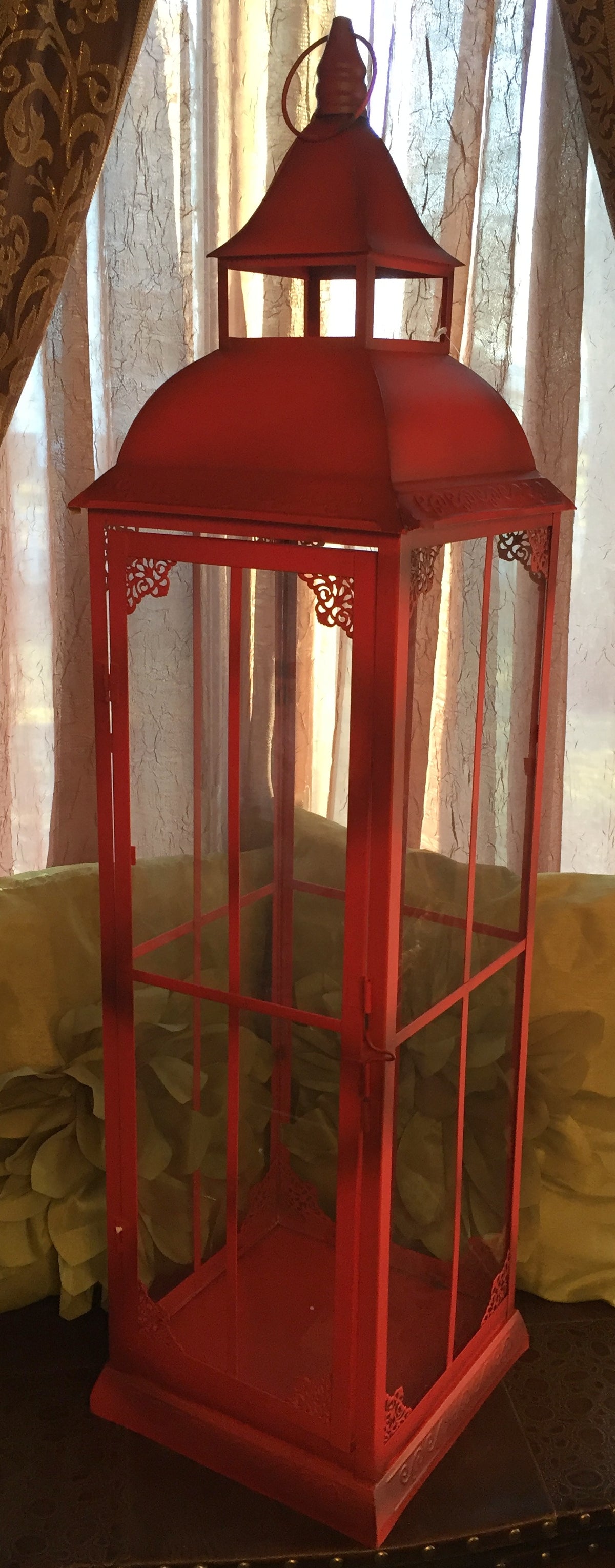 Red Lantern 37"