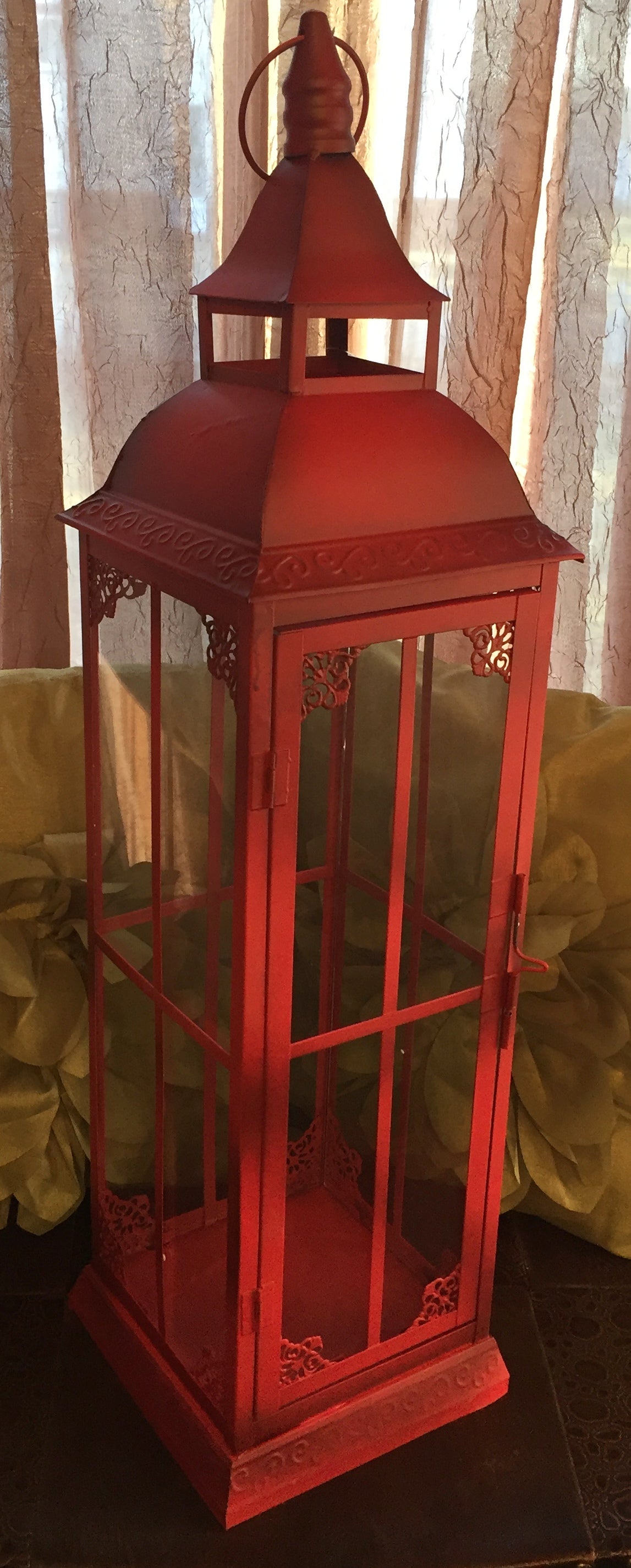 Red Lantern 37"