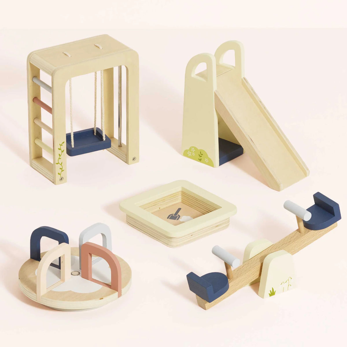 Wooden Dollshouse Outdoor Play Furniture