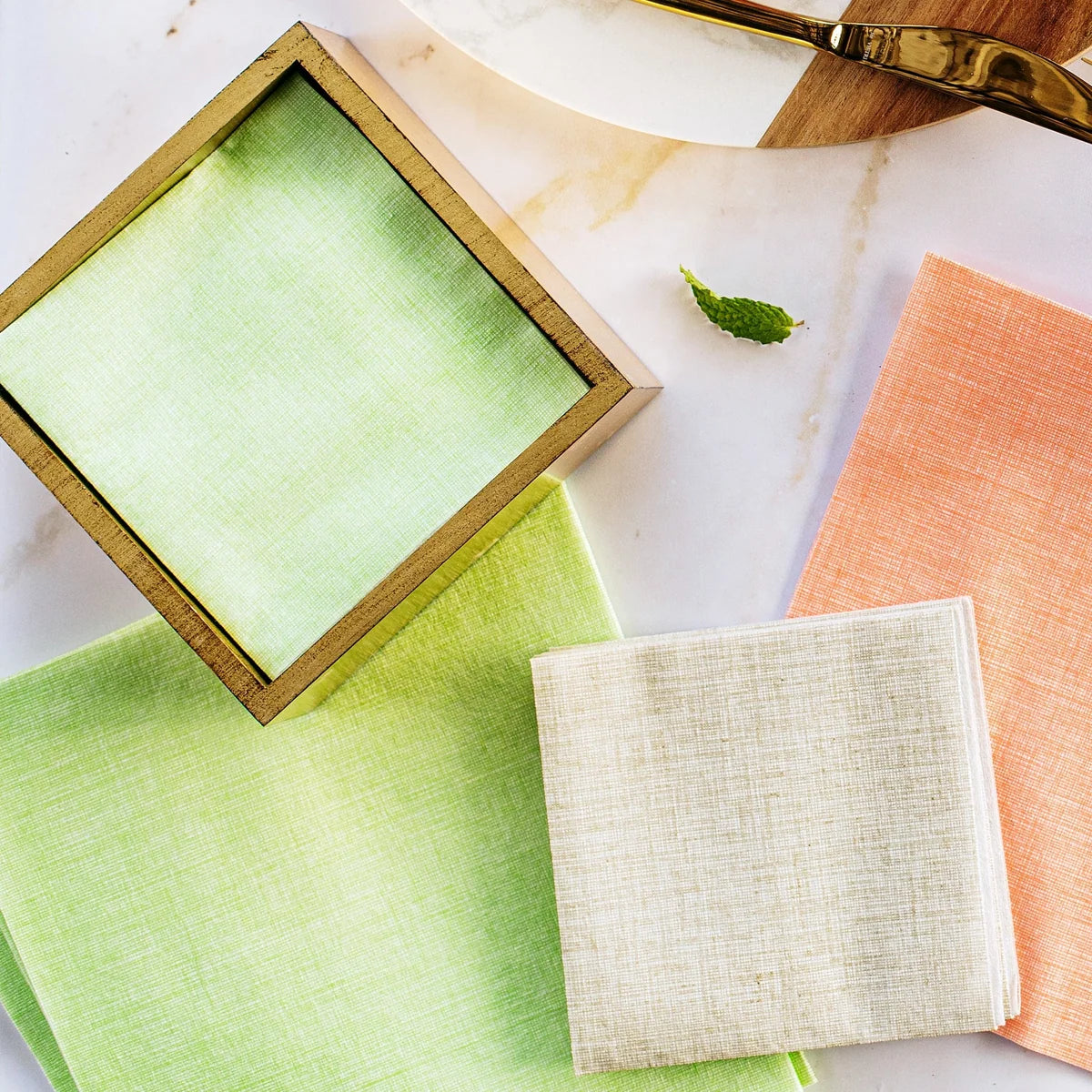Papersoft Napkins Easy Green Dinner Napkins | Pack of 20