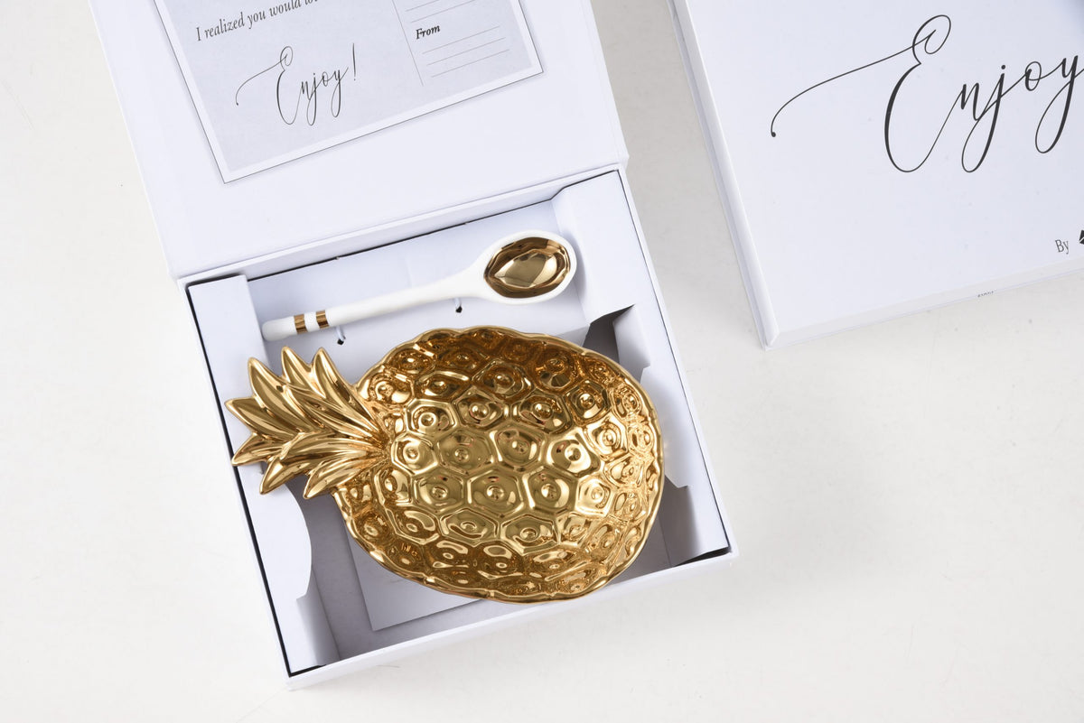 The Golden Pineapple Set
